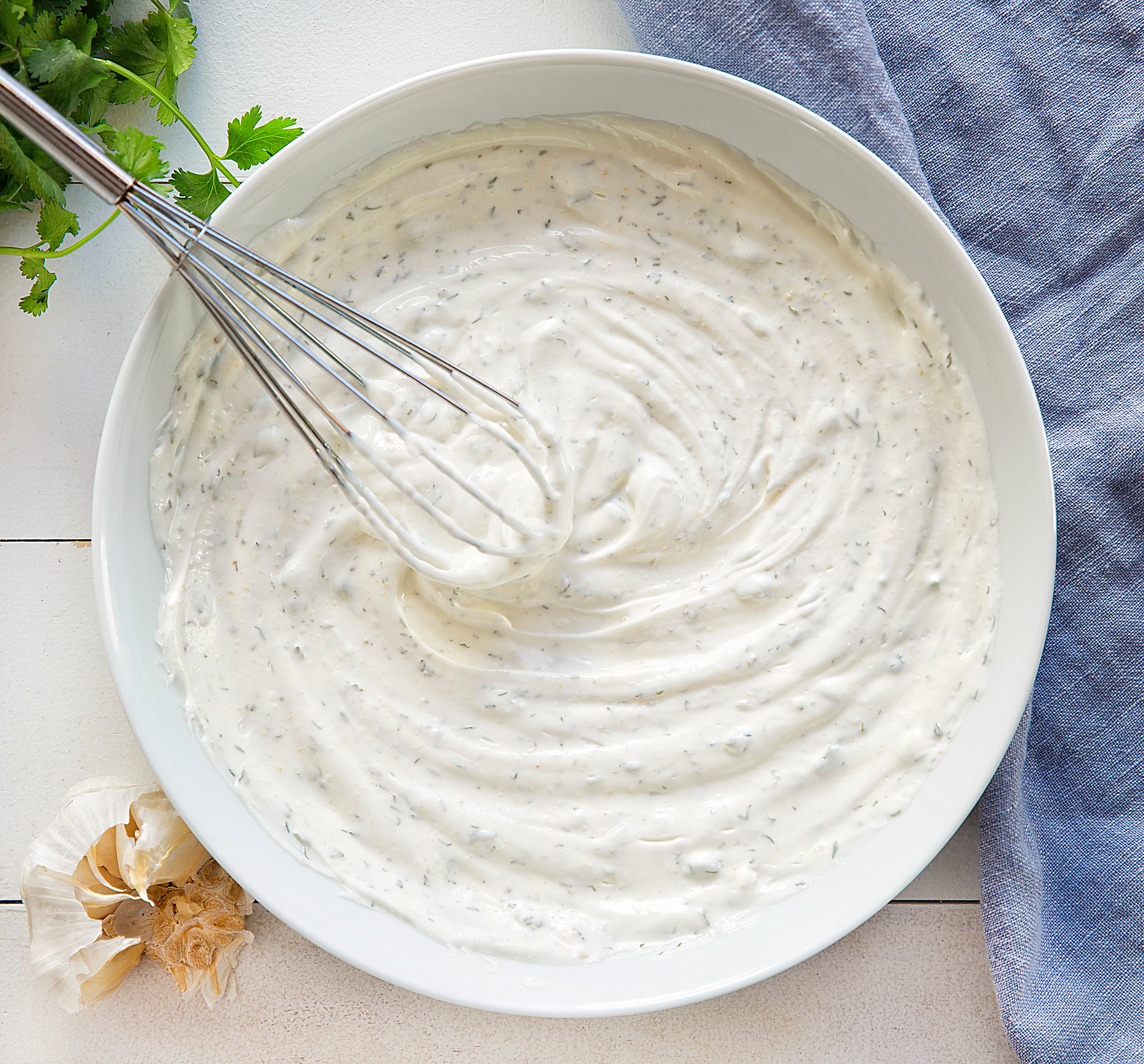 The BEST Homemade Ranch Dressing! #homemade #dressing #ranch #homemaderanchdressing #homemadedressing #fromscratch #saladdressing #iambaker Homemade Ranch Dressing