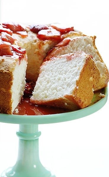 The BEST Angel Food Cake you will ever make!! SO MUCH BETTER than store bought and always a crowd pleaser! #angelfood #angelfoodcake #roastedstrawberries #angelfoodcakerecipe #iambaker #summerdesserts Angel Food Cake Recipe
