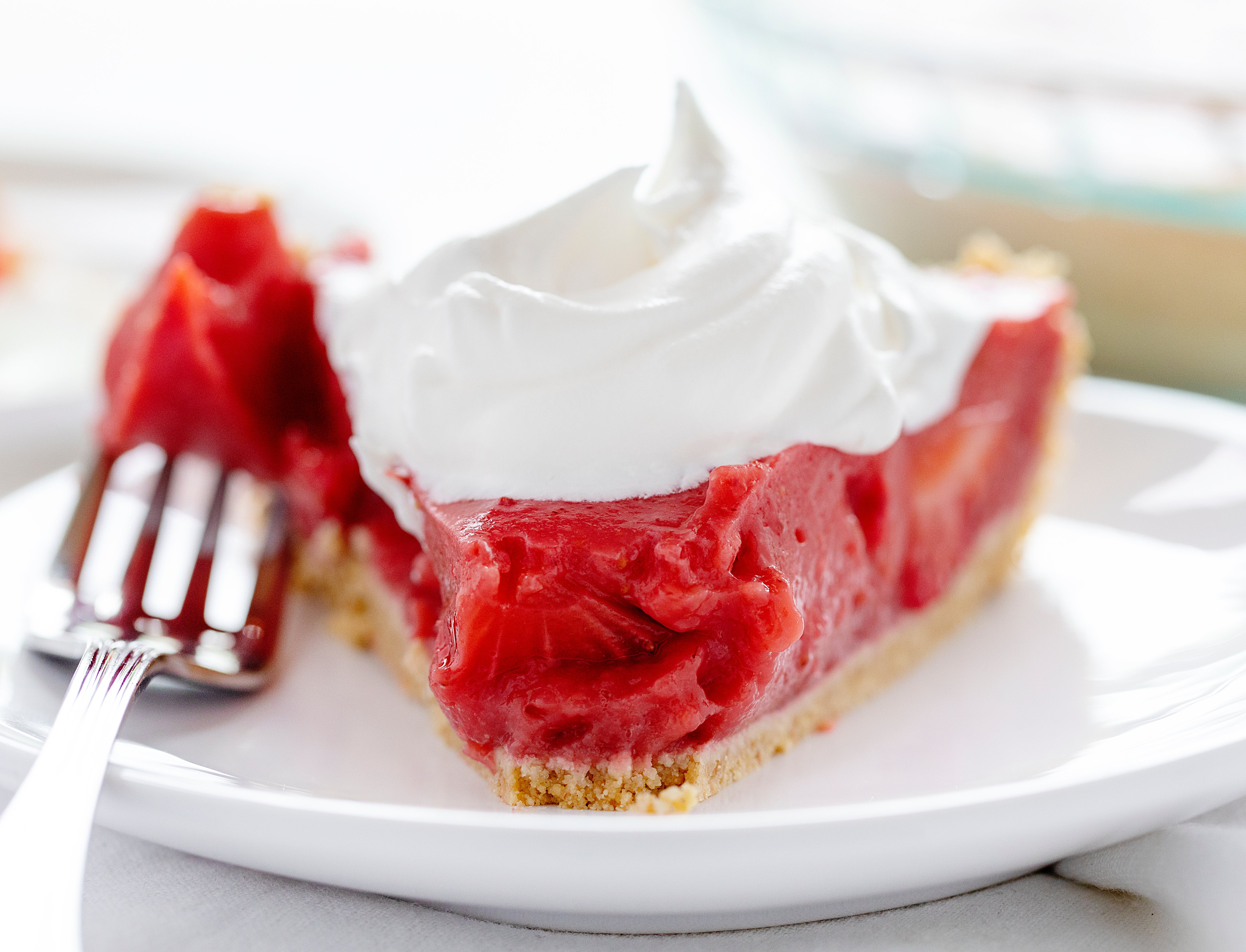 This Fresh Strawberry Pie is loaded with flavor and 100% no bake! Perfect for a summers day! strawberry pie, real strawberry pie, real ingredients, real food, dessert, no bake dessert, iambaker Strawberry Pie Recipe